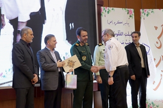 گزارش تصویری جشن وحدت و خدمت و آئین تجلیل از خادمان سلامت استان زنجان 